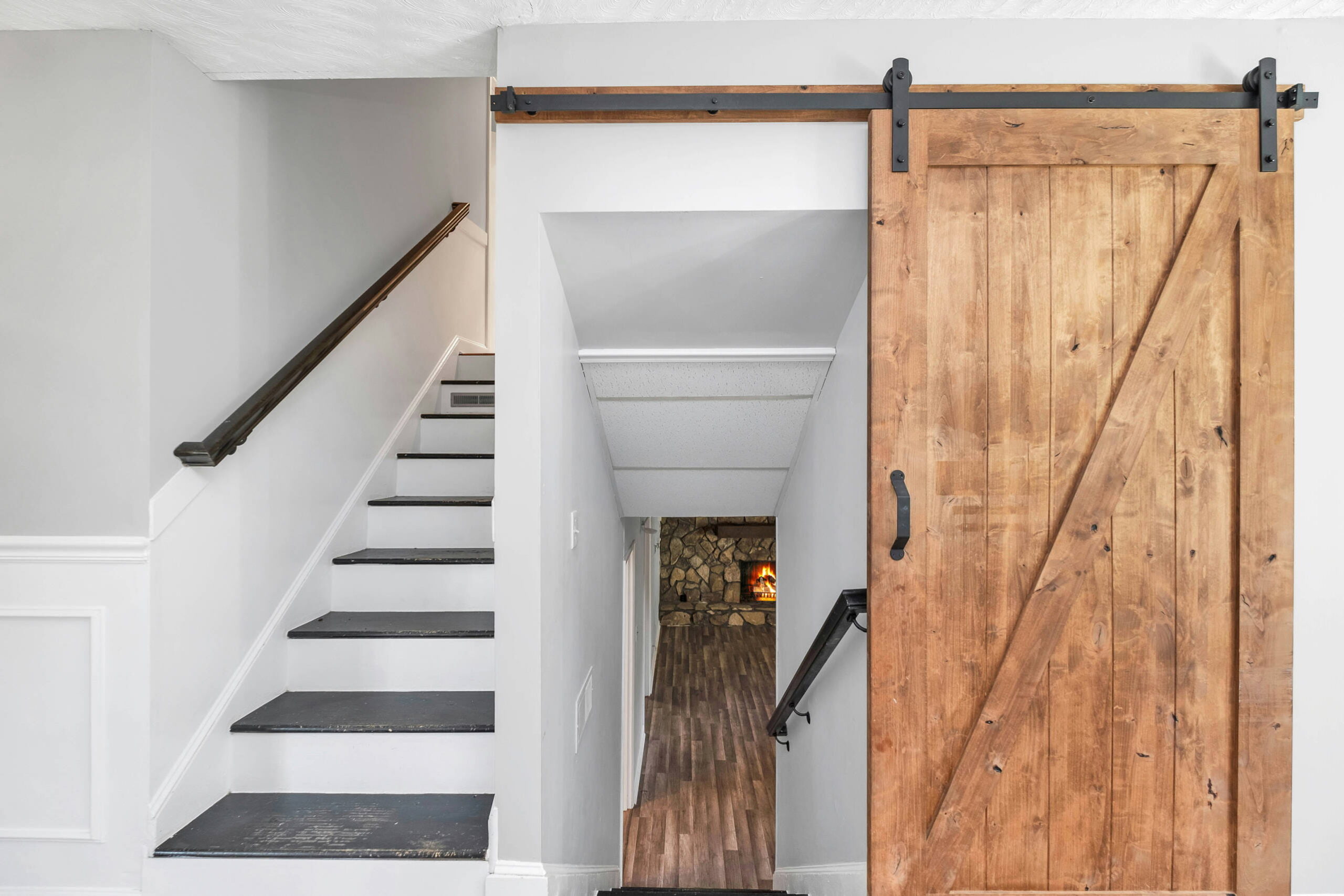 wood barn door